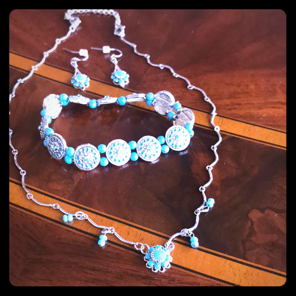 Turquoise sterling silver necklace, bracelet set